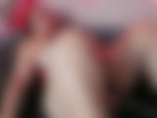 Karolinee's Live Sex Cam Show