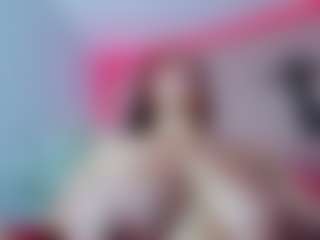 Karolinee's Live Sex Cam Show