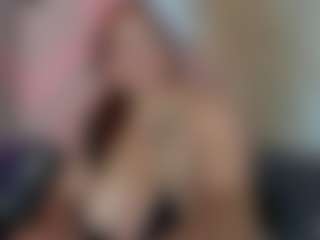 Karolinee's Live Sex Cam Show