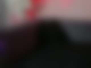 Karolinee's Live Sex Cam Show