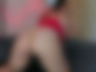 Karolinee's Live Sex Cam Show
