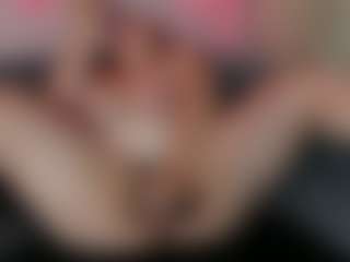 Karolinee's Live Sex Cam Show