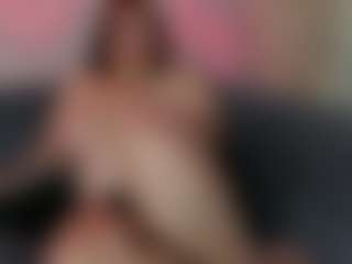 Karolinee's Live Sex Cam Show
