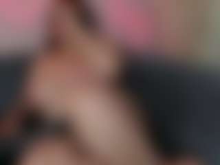 Karolinee's Live Sex Cam Show