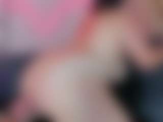 Karolinee's Live Sex Cam Show