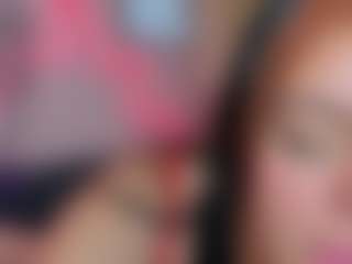 Karolinee's Live Sex Cam Show