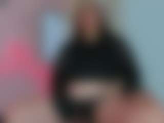 Live cam show with Karolinee - Curly on Nude Chat * 1 On 1 Webcam Sex * Live Cam Show