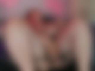 Karolinee's Live Sex Cam Show