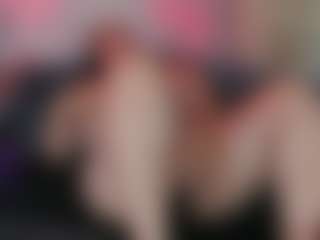 Karolinee's Live Sex Cam Show