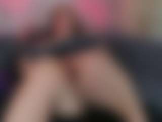 Karolinee's Live Sex Cam Show