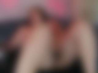 Karolinee's Live Sex Cam Show