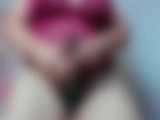 Karolinee's Live Sex Cam Show