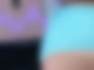 Karolinee's Live Sex Cam Show