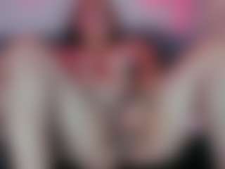 Live cam show with Karolinee - Cute on sexylive.show