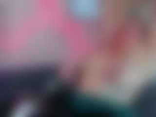Live cam show with Karolinee - Wet on xxxlivecams.org