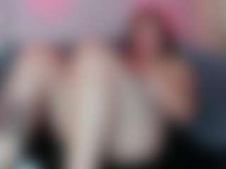 Karolinee's Live Sex Cam Show
