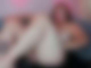 Karolinee's Live Sex Cam Show