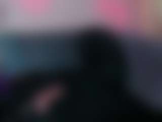Karolinee's Live Sex Cam Show