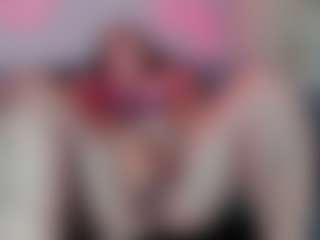 Karolinee's Live Sex Cam Show