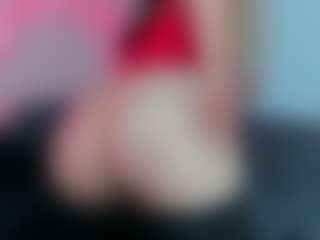 Karolinee's Live Sex Cam Show