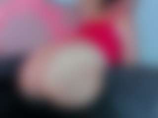 Karolinee's Live Sex Cam Show