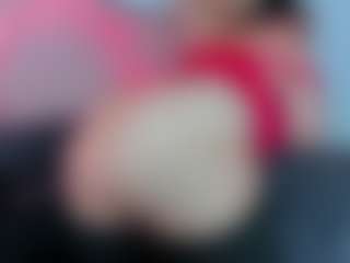 Karolinee's Live Sex Cam Show