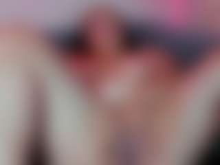 Karolinee's Live Sex Cam Show