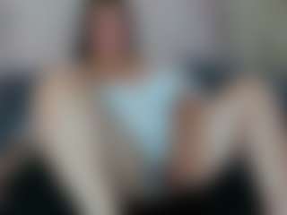 Karolinee's Live Sex Cam Show