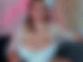 Karolinee's Live Sex Cam Show