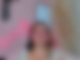 Karolinee's Live Sex Cam Show