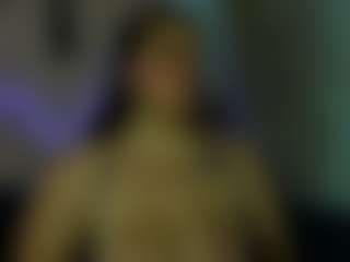 Live cam show with Karolinee - Tittyfuck on boobsie.com