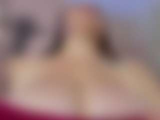 Live cam show with Karolinee - Big Ass Big Tits on crypto-cams