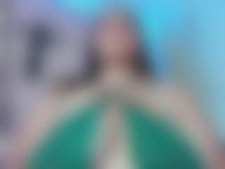 Karolinee's Live Sex Cam Show