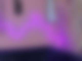 Karolinee's Live Sex Cam Show