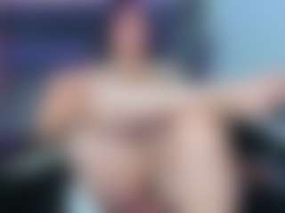 Karolinee's Live Sex Cam Show