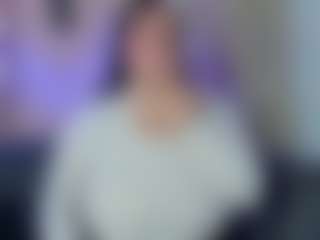 Karolinee's Live Sex Cam Show
