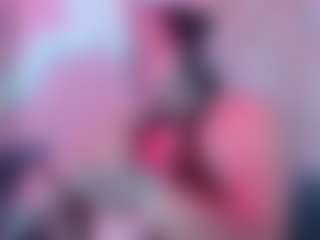 Karolinee's Live Sex Cam Show