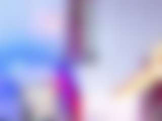 Live cam show with CandyRouse2 - Body Massage on 1on1-livenow