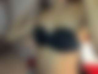 CandyRouse2's Live Sex Cam Show
