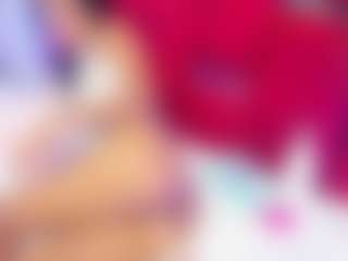 CandyRouse2's Live Sex Cam Show