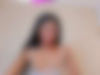Live cam show with CandyRouse2 - Petite Teen (18+) on Camiplay Live