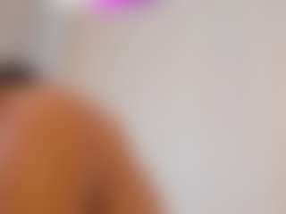 CandyRouse2's Live Sex Cam Show