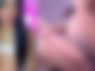 CandyRouse2's Live Sex Cam Show