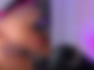 CandyRouse2's Live Sex Cam Show