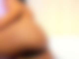 CandyRouse2's Live Sex Cam Show