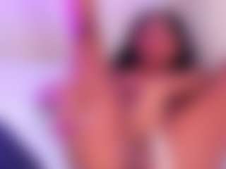 CandyRouse2's Live Sex Cam Show