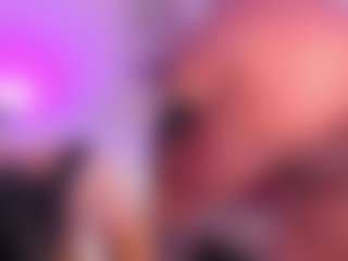 CandyRouse2's Live Sex Cam Show