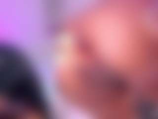 CandyRouse2's Live Sex Cam Show