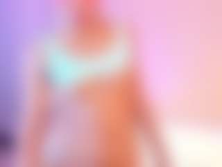 CandyRouse2's Live Sex Cam Show