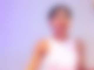 CandyRouse2's Live Sex Cam Show